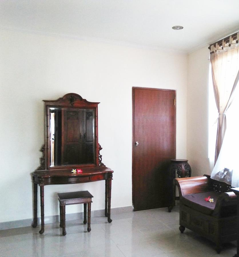 Nuriani Guest House Ubud  Bagian luar foto